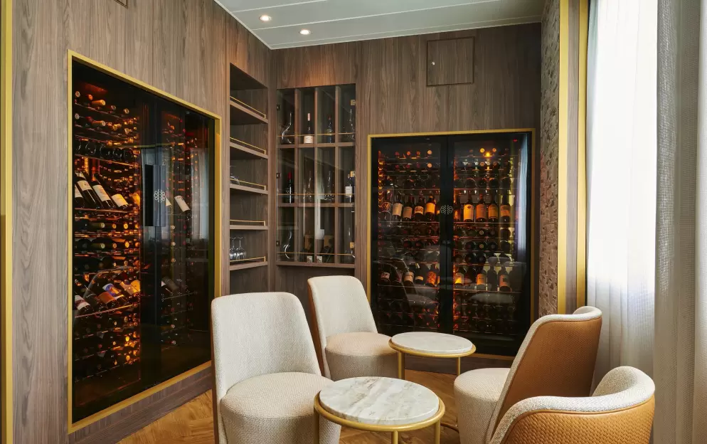 Windstar, Wind Surf, Wine Room 2 17.02.37.jpg